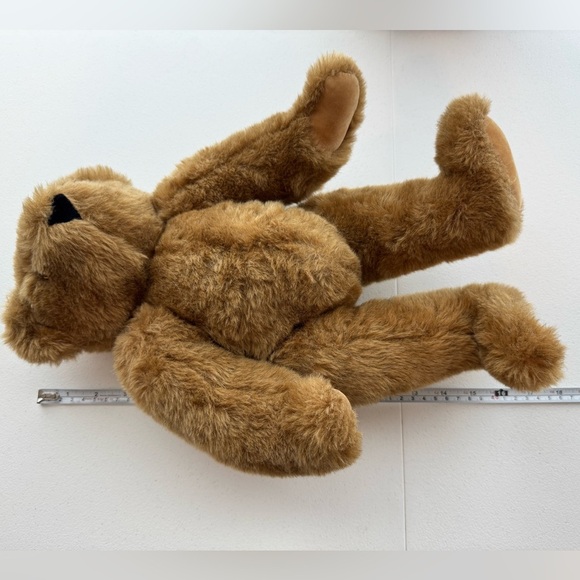 Vermont Teddy Bear Classic 18 Inch Brown - Picture 8 of 9